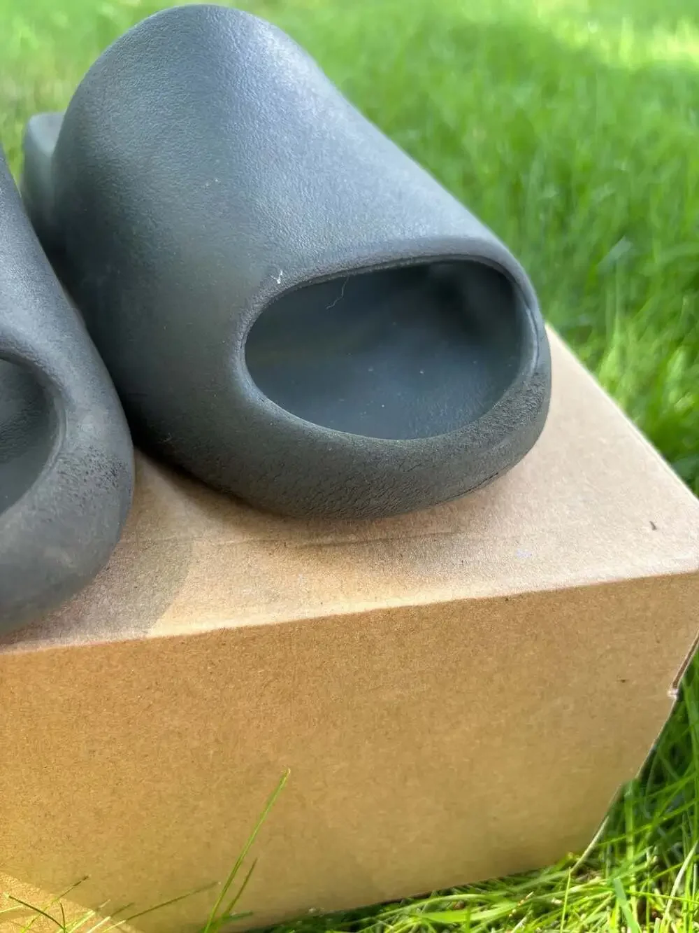 Size 5- Adidas Yeezy Slide Dark Onyx ID5103
